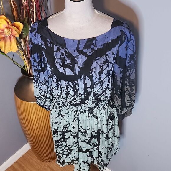 Diane Von Furstenberg Pialla Pleated Dress Size 6 DVF - Picture 13 of 16